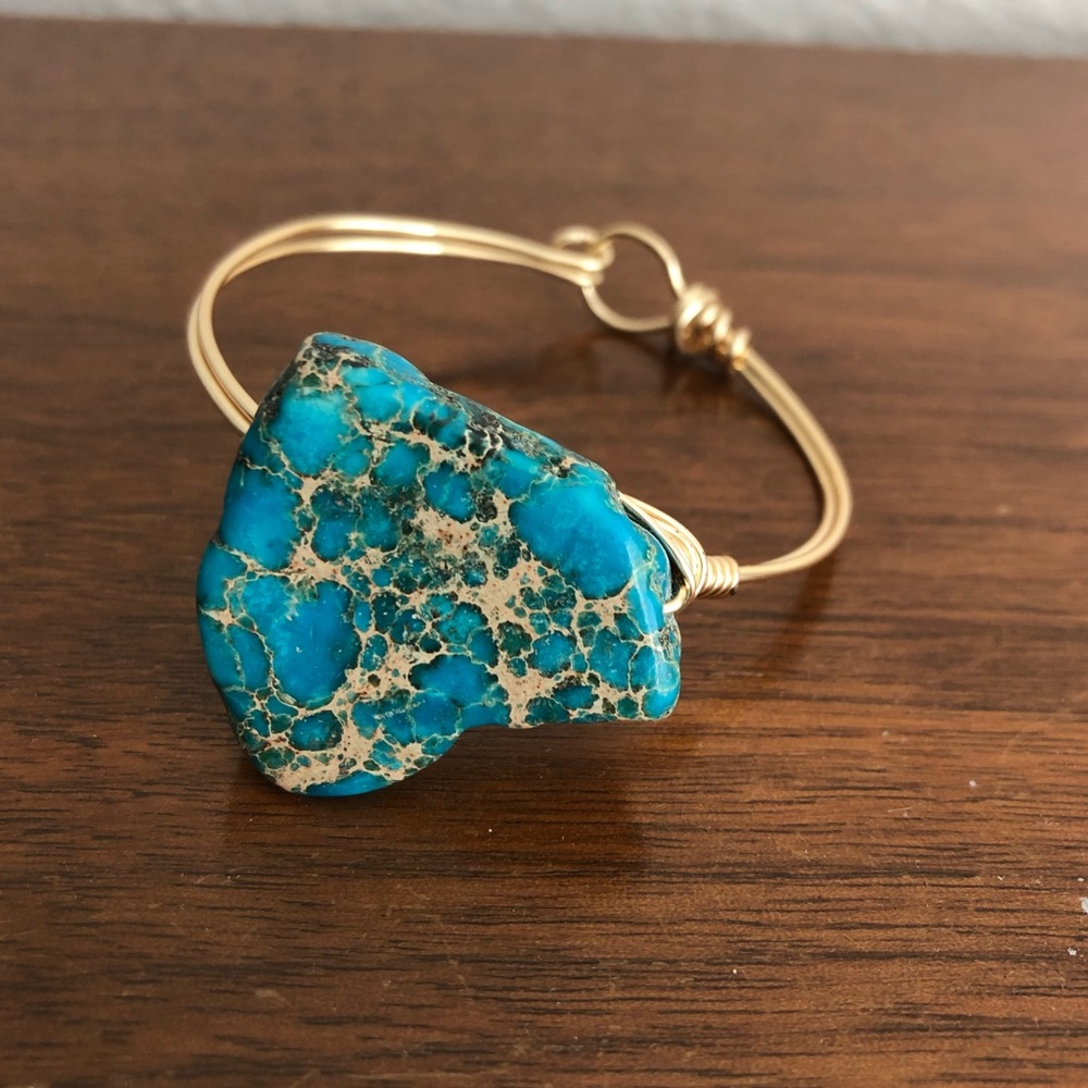 Turquoise stone cuff - gold cuff with clasp
